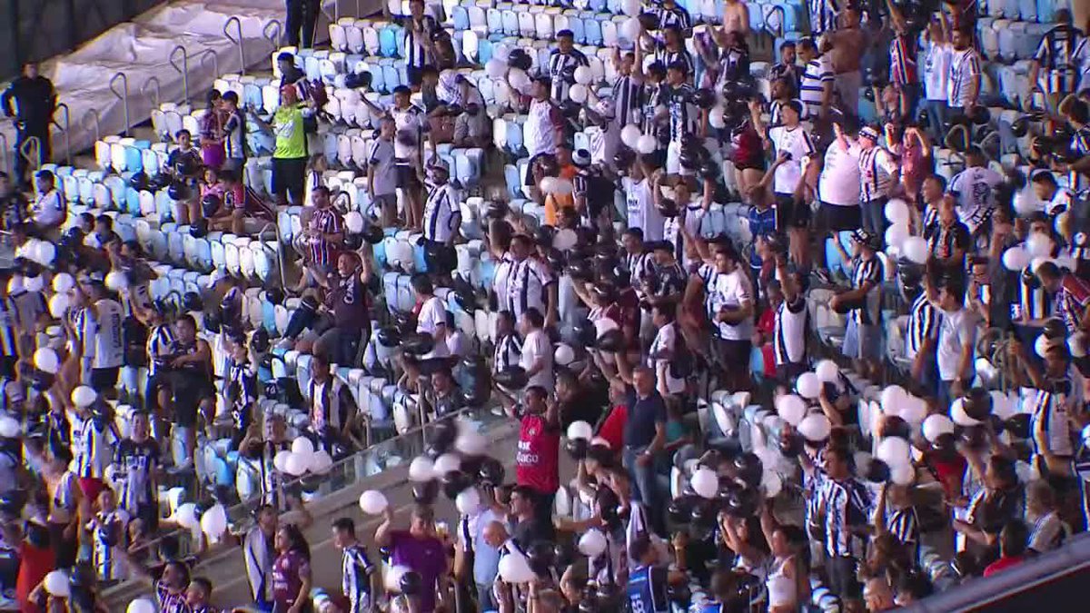 La hinchada de Central Córdoba SILENCIÓ a la de Flamengo en el MARACANÁ. Locura.