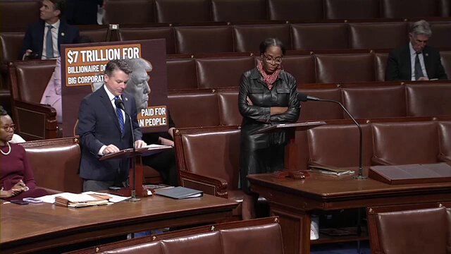 The Republican budget includes $7 trillion—TRILLION, with a T—in giveaways to billionaire donors and big corporations while ripping health care and food away from millions. Democrats are fighting back. We stand with working families. We👏🏽won’t👏🏽back👏🏽down👏🏽 #RepublicanRipoffs