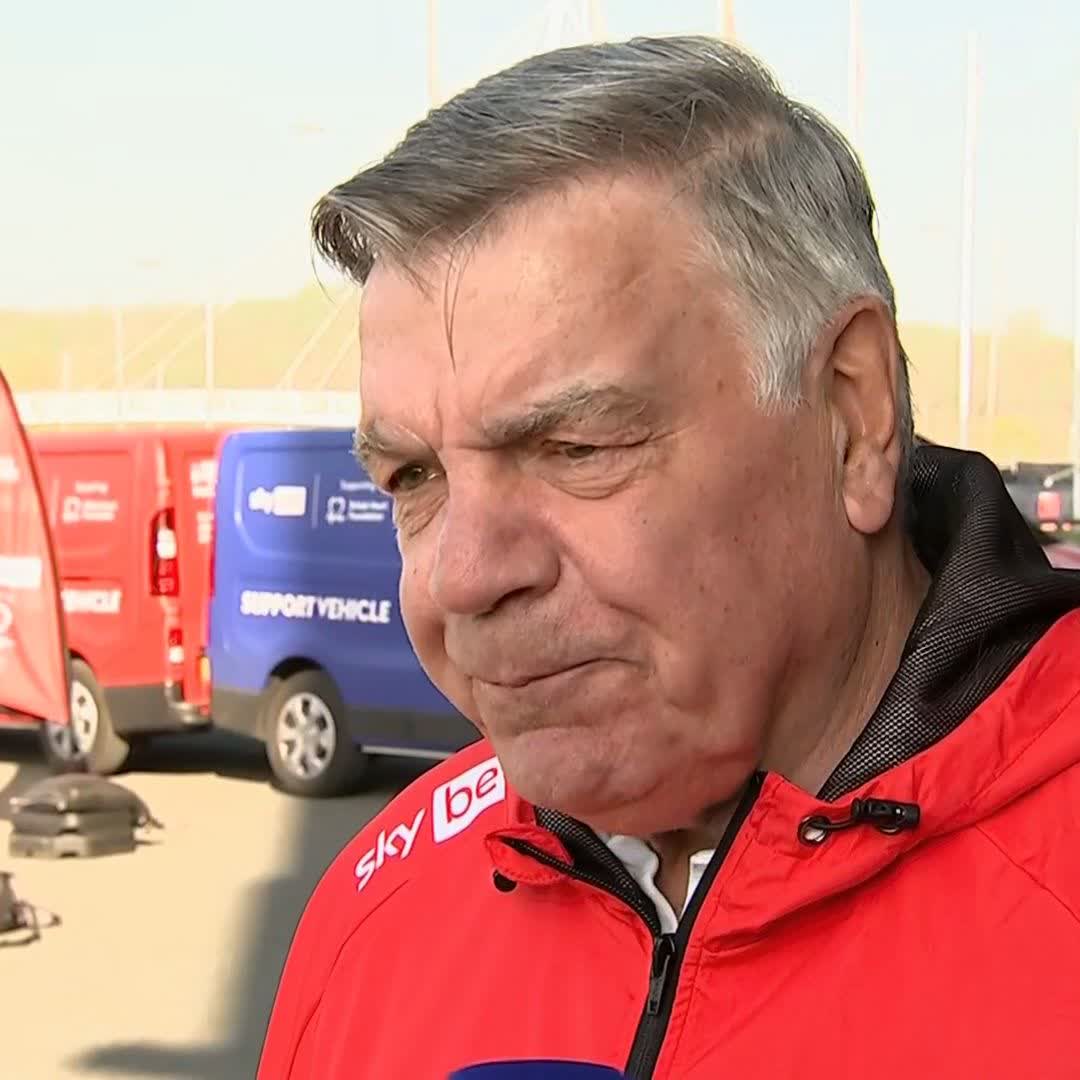 🗣️ "They left it late, didn't they?" Sam Allardyce says it would have been a devastating blow to Liverpool if they were to lose Mo Salah and Virgil Van Dijk, as well as Trent Alexander-Arnold 🔴