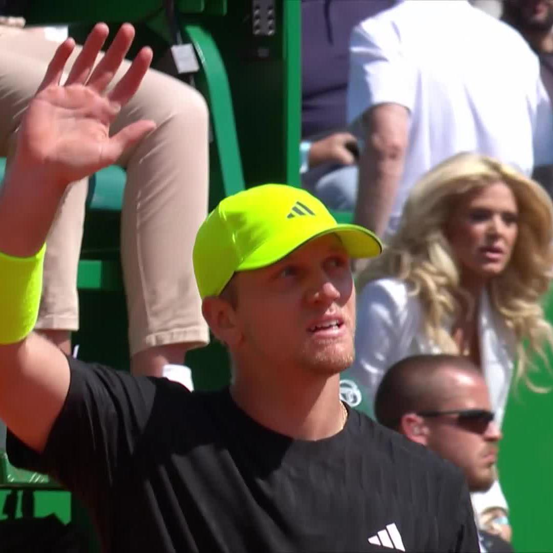 Statement win for Foki 👊 Davidovich Fokina defeats world no.6 Draper 6-3 6-7 6-4 to reach his 25th tour-level quarter-final #RolexMonteCarloMasters