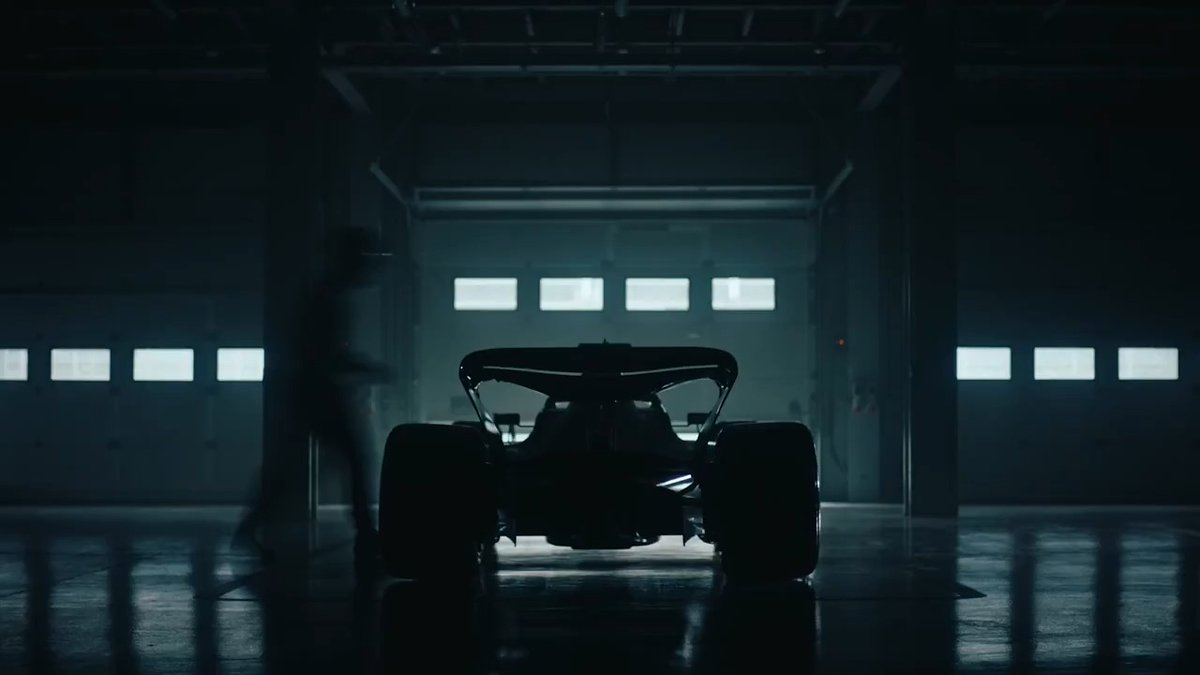 #فورمولا1_في_السعودية 🏎️ حدث عالمي قادم بجولته الخامسة في جدة ليقدم تجربة لا تُنسى لعشاق السباقات من حول العالم.. سباقات وحفلات موسيقية عالمية، وتجارب تفاعلية متنوعة وممتعة على مدى 3 أيام 🏁 احجزوا الآن: #روح_السعودية