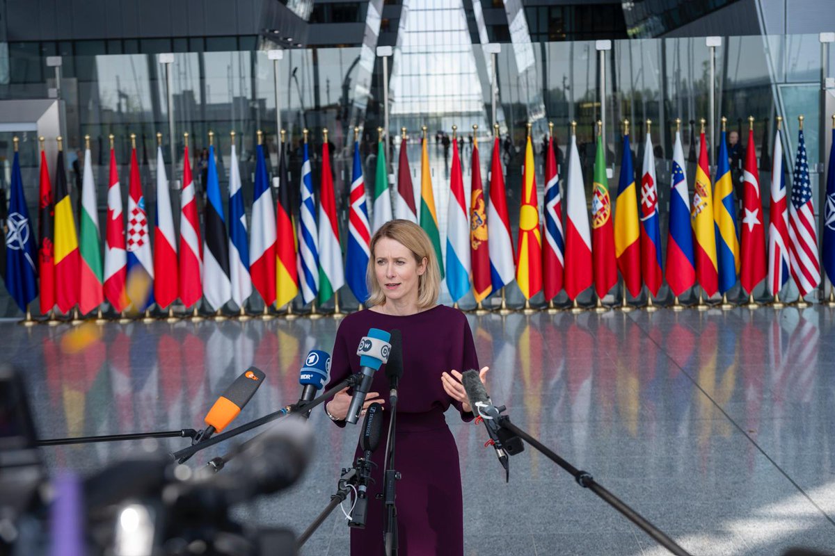 This is the first time we have the Coalition of the Willing in the format of Defence ministers. This meeting is important to show our support for Ukraine and explore ways to strengthen it. My doorstep NATO ahead of the meeting of the Coalition of the Willing ↓