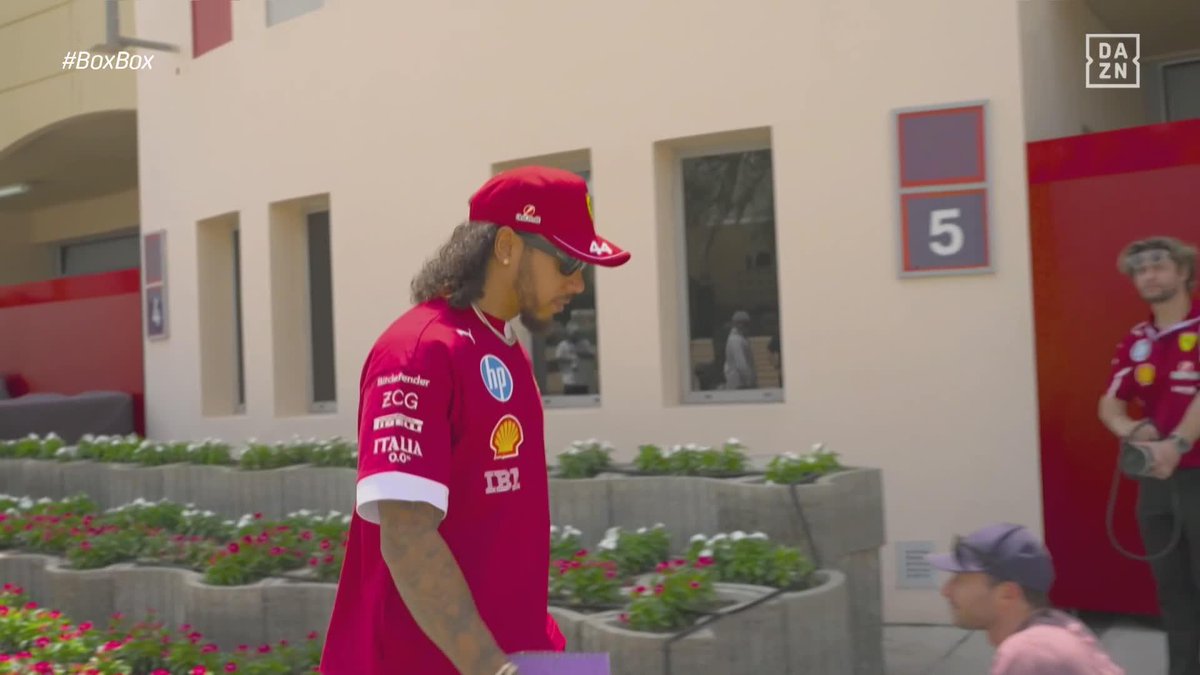 Adiós rastas, hola melena 👋 Cambio de look de Lewis Hamilton 😎😱 #BoxBox