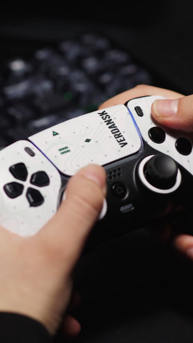Heading back to Verdansk in style. ​ The SCUF x Call of Duty #Warzone Controller is available now. #VerdanskReturns