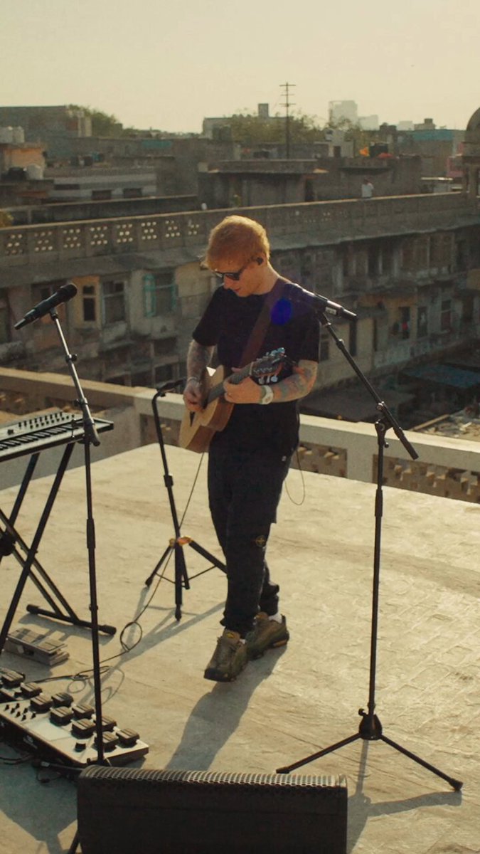 Azizam and Ed's looper really are the dream team 🩷 Full video on YouTube Friday 10am ET / 3pm BST