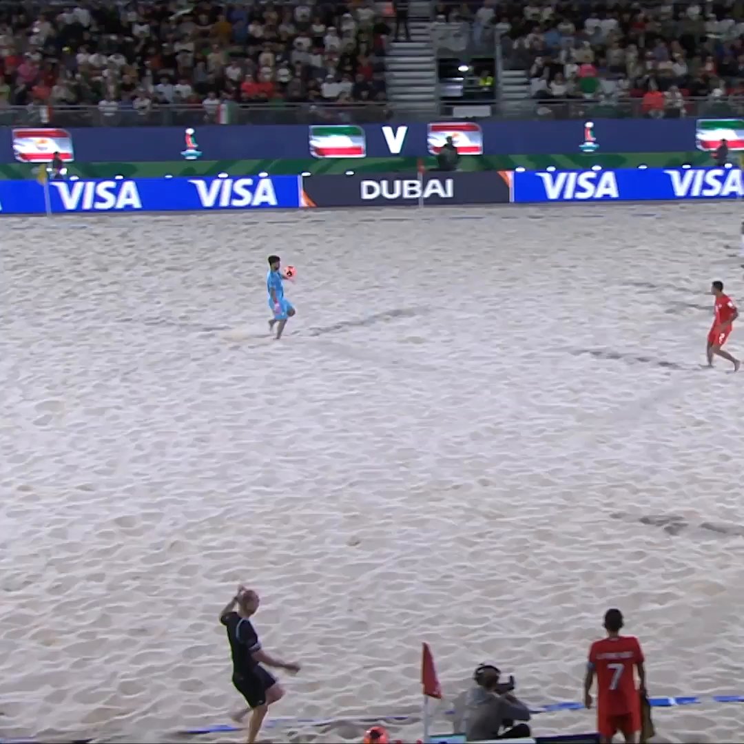 Throwing it back to some goalkeeper brilliance! ✨ More to come next month in the Seychelles... ⌛🏖️ Get your #BeachSoccerWC tickets! 🎟️ ⬇️
