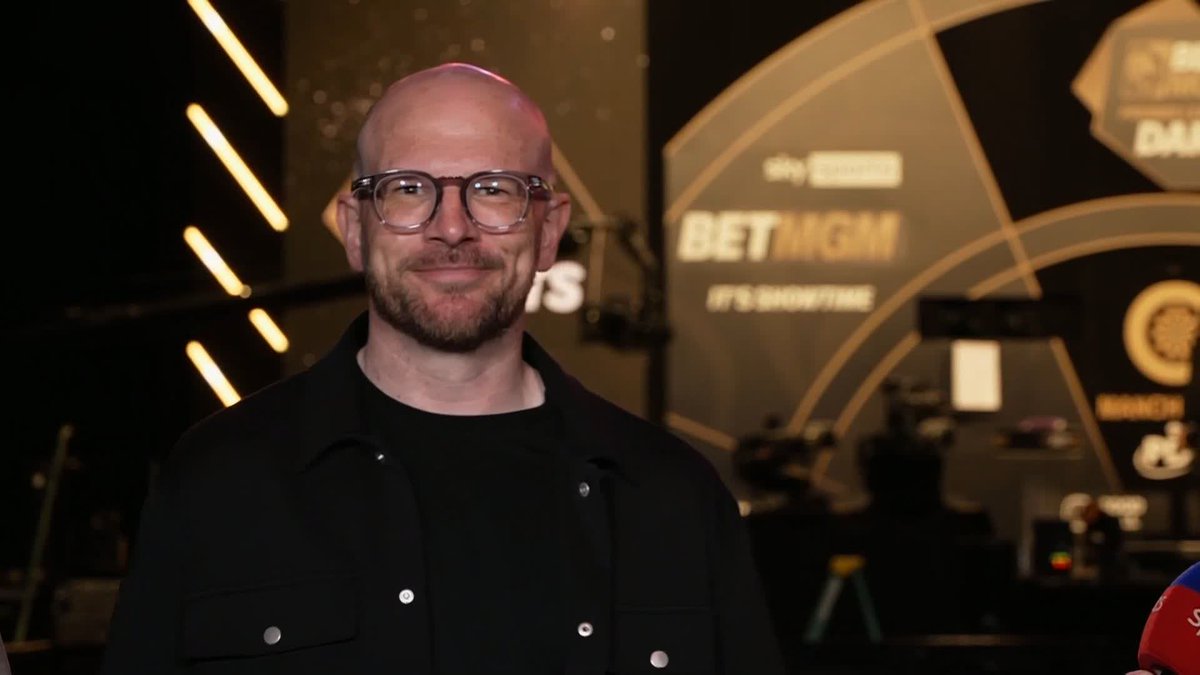 "It is draining" ‼️ Dan Dawson on Luke Humphries stating he wanted to take a break from darts due to the hectic schedule 📆 🎯