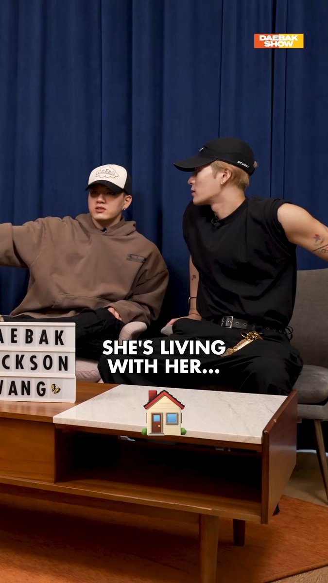 the way Jackson was trying to be so careful😭😭 TEAM WANG records Jackson Wang #JacksonWang #잭슨 #AshleyChoi #PENIEL #프니엘 #EricNam #에릭남 #DaebakShow #DIVEStudios