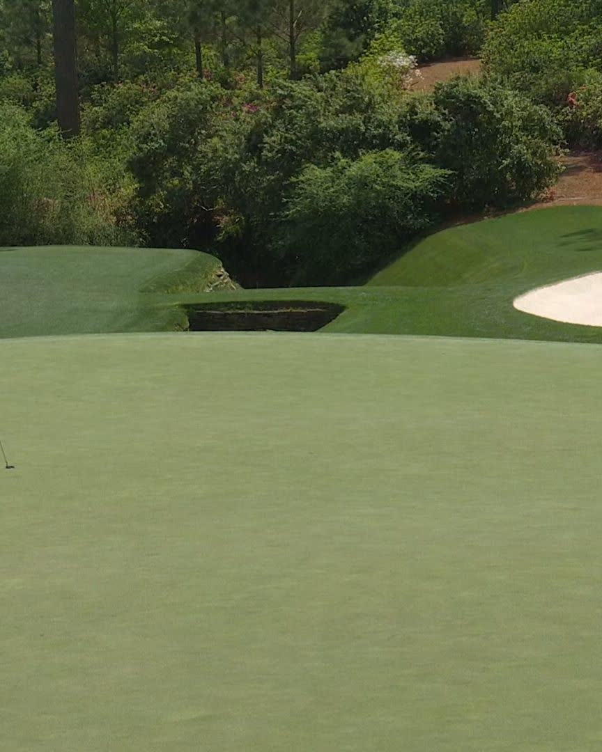 Brian Harman drains a long birdie putt on hole No. 13. #themasters