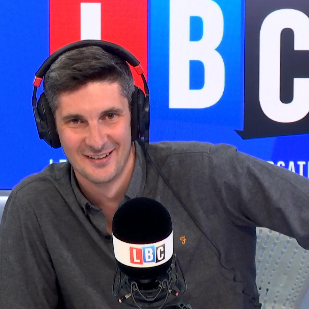 Caller Steve believes he’s found the solution to cleaning Birmingham's streets during the bin strikes. Tom Swarbrick got his calculator out to see how much it would cost.