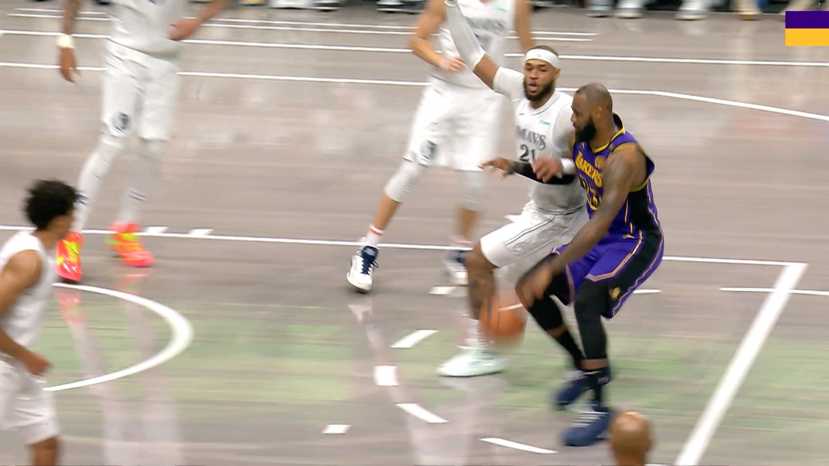 These plays had everyone HYPE 🗣️ Michelob ULTRA x #LakeShow