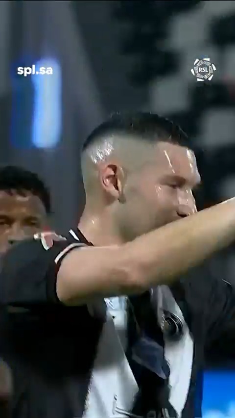 يسارية جوانكا لا تعرف سوى هز الشباك ☄️🥶 #دوري_روشن_السعودي | #للجماهير