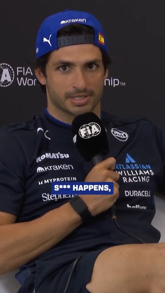 Carlos Sainz was asked about his fine for being late to the national anthem at the Japanese Grand Prix after going to the bathroom 🤷