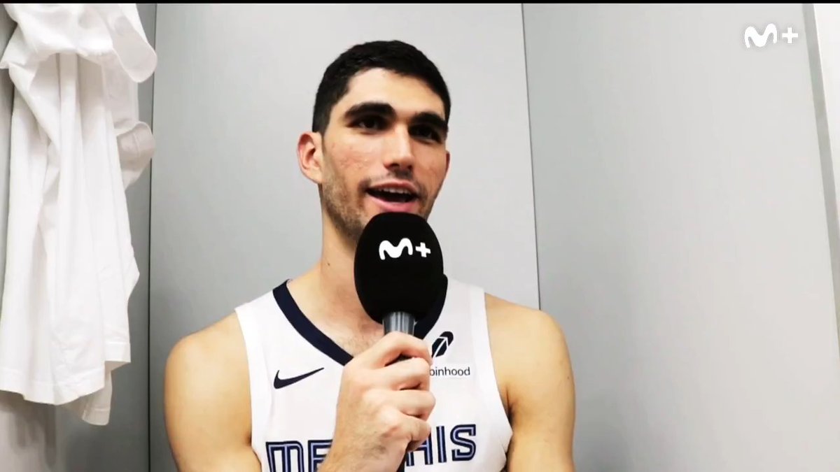 ¿Invitará 𝐃𝐞𝐬𝐦𝐨𝐧𝐝 𝐁𝐚𝐧𝐞 a 𝐒𝐚𝐧𝐭𝐢 𝐀𝐥𝐝𝐚𝐦𝐚 a su boda? 🤣 #GeneraciónNBA