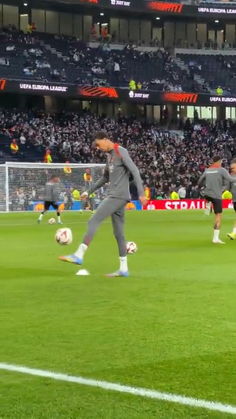 Ekitike. Baller ✨ Eintracht Frankfurt | #UEL