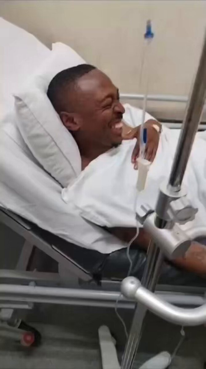 I was hospitalised this past December and the first time the nurses saw me smile in the midst of the pain was when my best friend walked in shouting “No blood, no injuries, just lying here as a grown ass man because your body has failed you???”