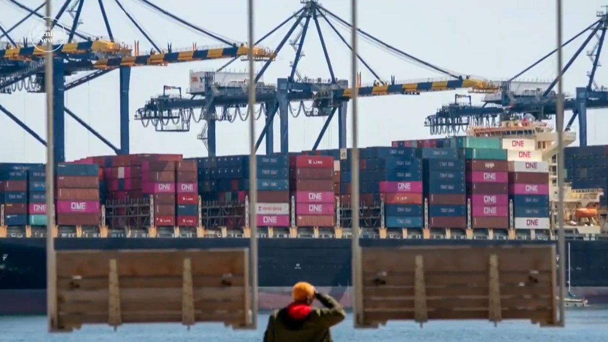 The uncertainty of the trade war is rattling financial markets. President of the Federal Reserve Bank of Chicago and former economic adviser to President Obama Austan Goolsbee explains what the trade war with China means for the U.S. economy.
