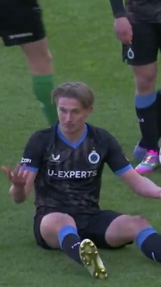 Wie #Werder-Leihe Olivier Deman seine letzte gelbe Karte bekam: