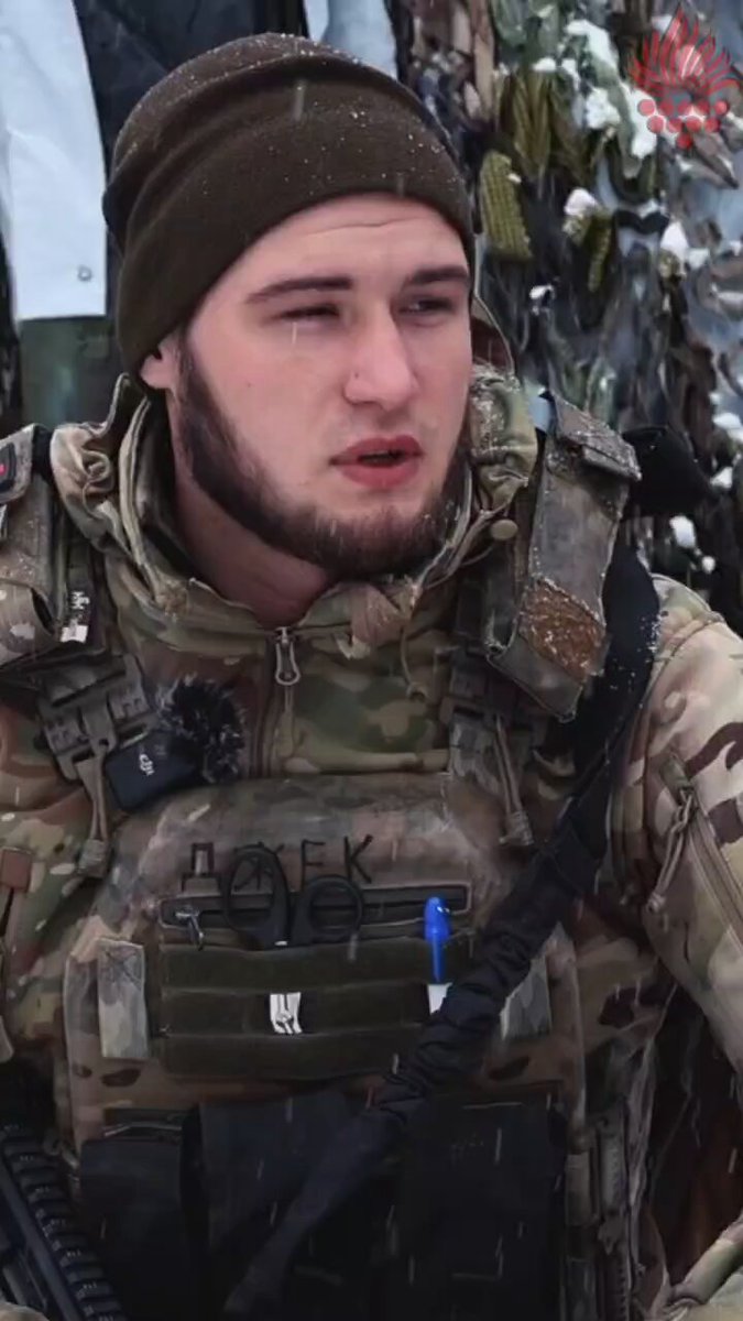 Піхотинець бригади «Червона Калина» Кімба, попри два важких поранення, продовжує боротися на фронті. Він залишив тилову службу, став командиром відділення і тепер ділиться досвідом з побратимами. "Рано чи пізно ворог закінчиться, – каже Кімба".