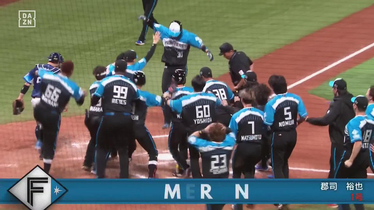 完璧なシナリオ 12回裏ツーアウトから 郡司裕也が代打逆転 サヨナラツーランホームラン! “野球一本” 「DAZN BASEBALL」 月々2,300円 (年間プラン・月々払い) 初月無料!4/14まで 登録はこちら⏬ ⚾プロ野球 (2025/4/11) 🌸日本ハム×西武 #オレを見ろ #lovefighters