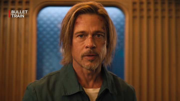 Meleng dikit, Brad Pitt ketusuk racun dan cuma punya 30 detik buat minum penawarnya.