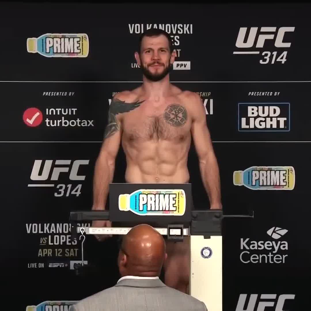 Kicking off the #UFC314 main card 😮‍💨 Nikita Krylov hits the scale at 206lbs! [ TOMORROW on ESPN+ PPV | 10pmET ]