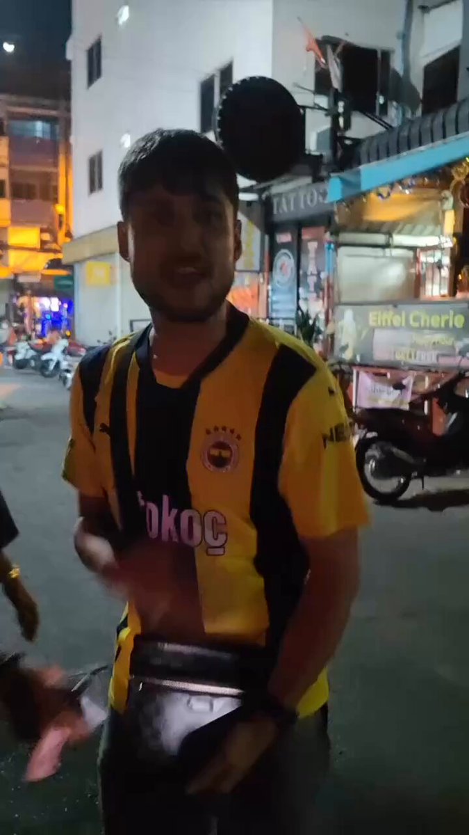 türkiyede degil dünyanın her yerinde galatasaray nefreti var amk