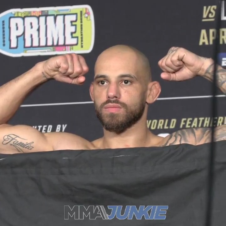 Jean Silva missed weight on his first attempt at #UFC314 and was granted one additional hour to drop one pound.