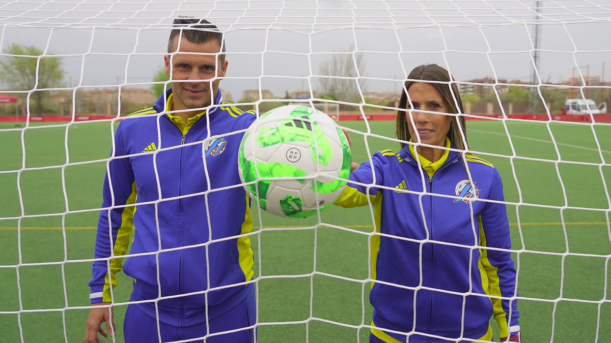 💍 Un 𝗺𝗮𝘁𝗿𝗶𝗺𝗼𝗻𝗶𝗼 de Selección. ⚽ Nacho y Arantxa están casados y son los seleccionadores de RFMF_MELILLA en estos #CESA. 🔗 #Sub12FEM | #Sub12MASC