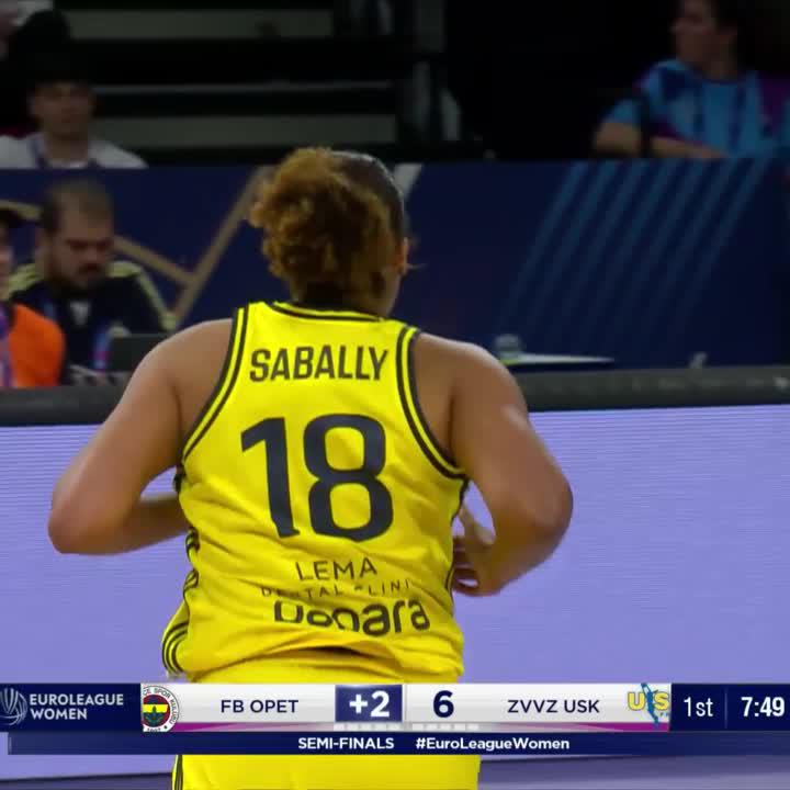 Nyara's season average for points: 9.3 Nyara Sabally in the first 4 mins of the Semi-Final: 8 PTS on 4/4 FG ๐ฅ #EuroLeagueWomen x Fenerbahรงe Opet