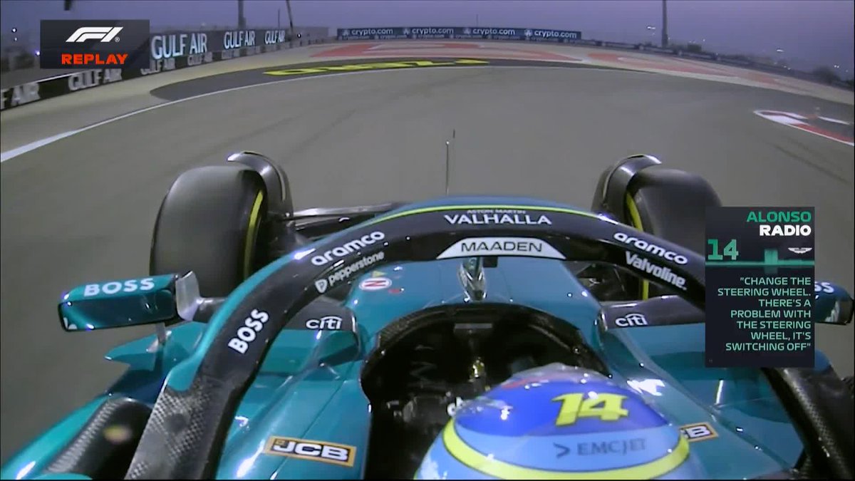 Not something you see often... 😳 Fernando Alonso’s steering wheel FALLS OFF! 😱