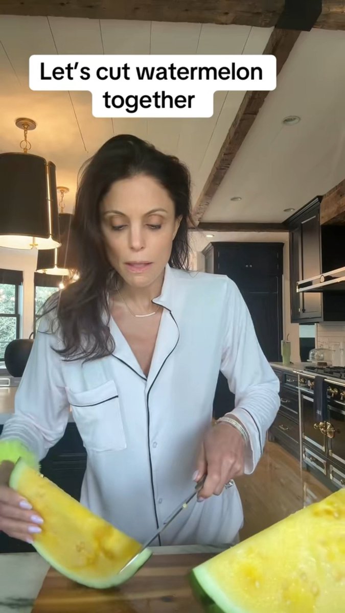 I crave watermelon #watermelon #fruit #bethennymademebuyit #bethennymademetryit #lordswork #forthepeople #yourewelcome