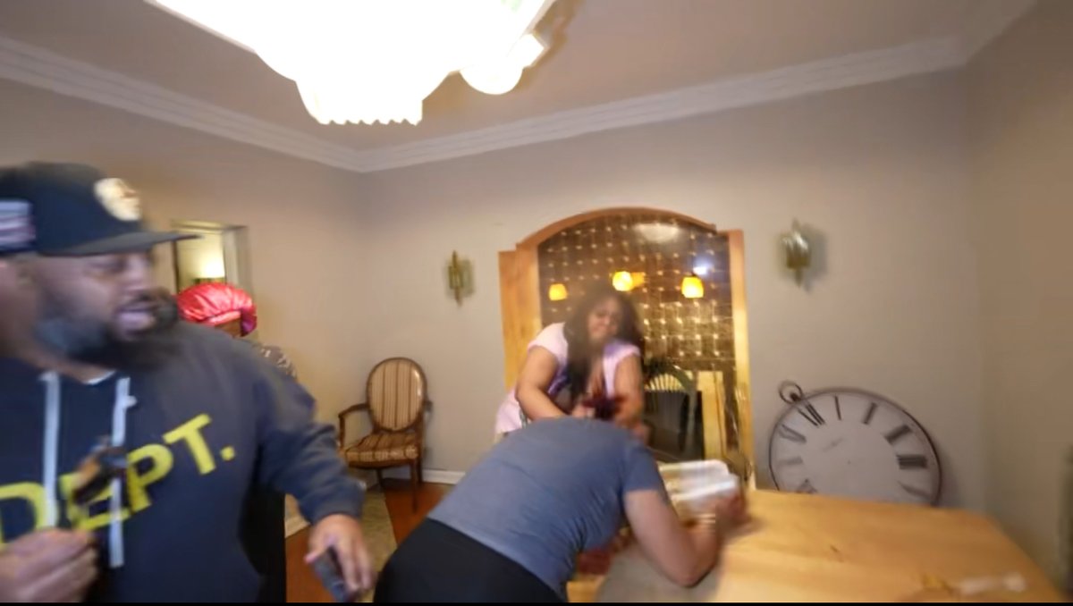 HOLY SHIT …. This is what you see on Queenzflip Patreon PLEDGE NOW