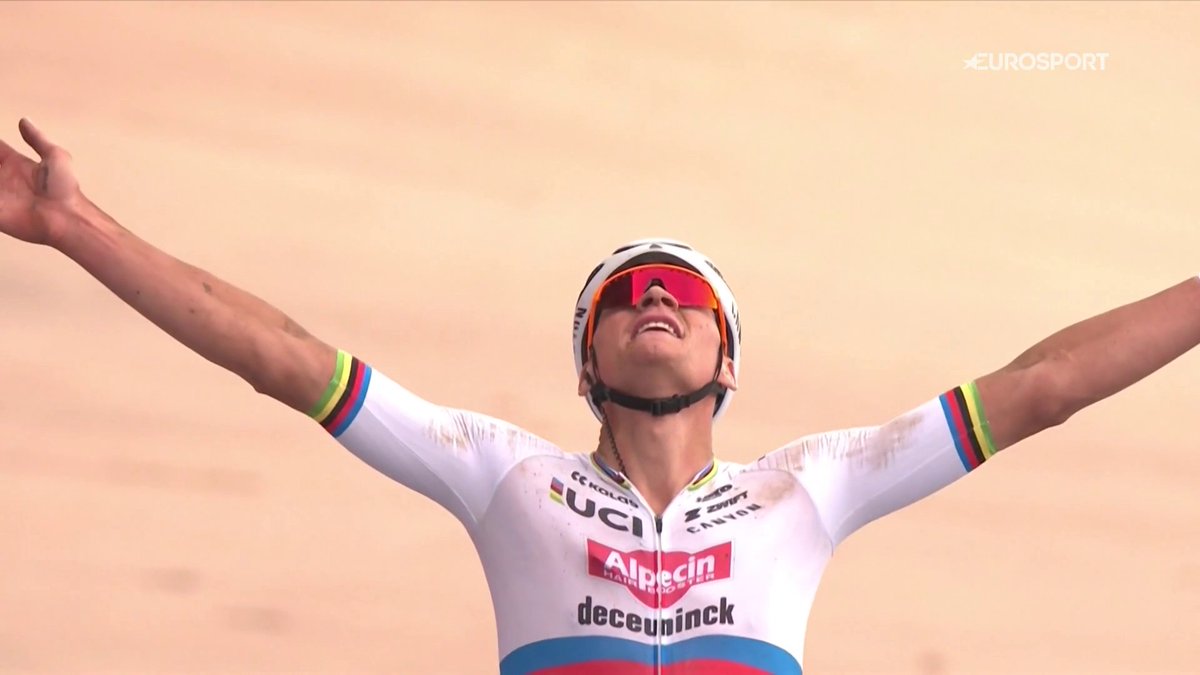๐ฅ๐ฅ ยฟLa ๐๐๐๐๐ ๐๐๐๐๐๐ lo volverรก a hacer? ๐ La Paris-Roubaix Hauts-de-France, a la vuelta de la esquina y asรญ fue el ๐ฉ๐๐๐ง๐ข๐ฅ๐๐ขฬ๐ก de Van der Poel en 2024 ๐ซข ยฟLe volveremos a ver reinando ๐ธ๐ ๐ผ๐๐๐๐๐๐๐ ๐๐๐ ๐๐๐๐ก๐? La respuesta en Eurosport.es y @StreamMaxES