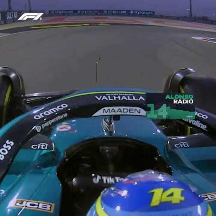 A alarming moment for Alonso as his steering wheel comes off 😮 Watch all the key action from second practice 👇 #F1 #BahrainGP