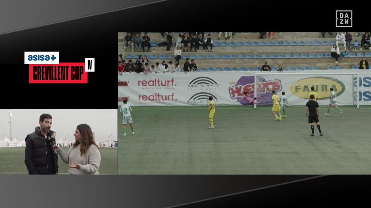 🗣️ Raúl Albiol: "Hoy en día los chavales no sienten presión. Juegan la Champions, juegan todo, tienes el ejemplo de los jugadores del Barça" El jugador del Villarreal CF, padre y aficionado en la #CrevillentCup 🏆