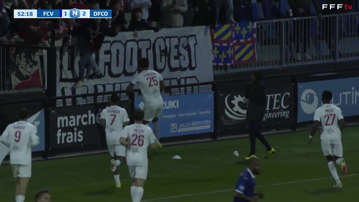 Voila peut être le plus beau but de la saison marqué par Dijon FCO ! Une belle inspiration d'Alexandre PARSEMAIN Suivez le match en direct sur #NationalFFF #FFFTV