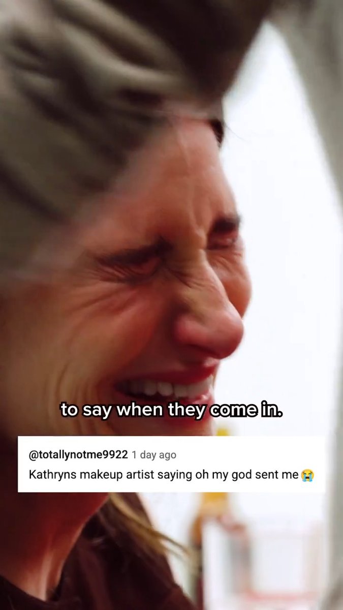 the tears streaming down her face 😭😭😭