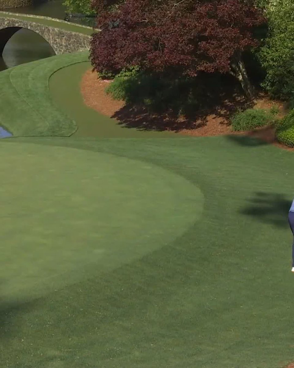 Quite the recovery. A chip-in birdie for Scottie Scheffler on No. 12. #themasters