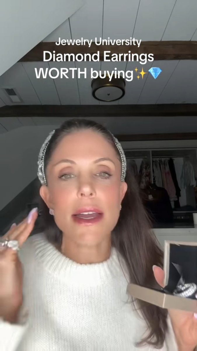 I'm obsessed with so many of her peices... You're welcome: #jewelrytiktok #jewelry #diamonds #jewelryuniversity #diamondjewelry #earrings #diamondearrings #worthit #affordablejewelry