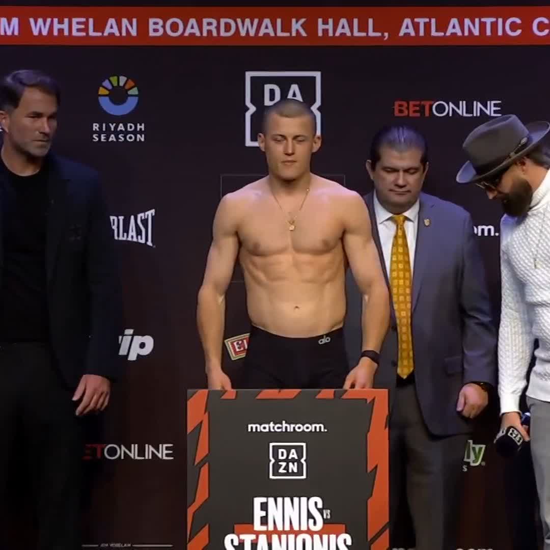 The Welterweight Unification is ON! 💪 ⚖️ Boots - 146.4lbs ⚖️ Eimantas Stanionis - 146.8lbs #BootsStanionis | DAZN Boxing