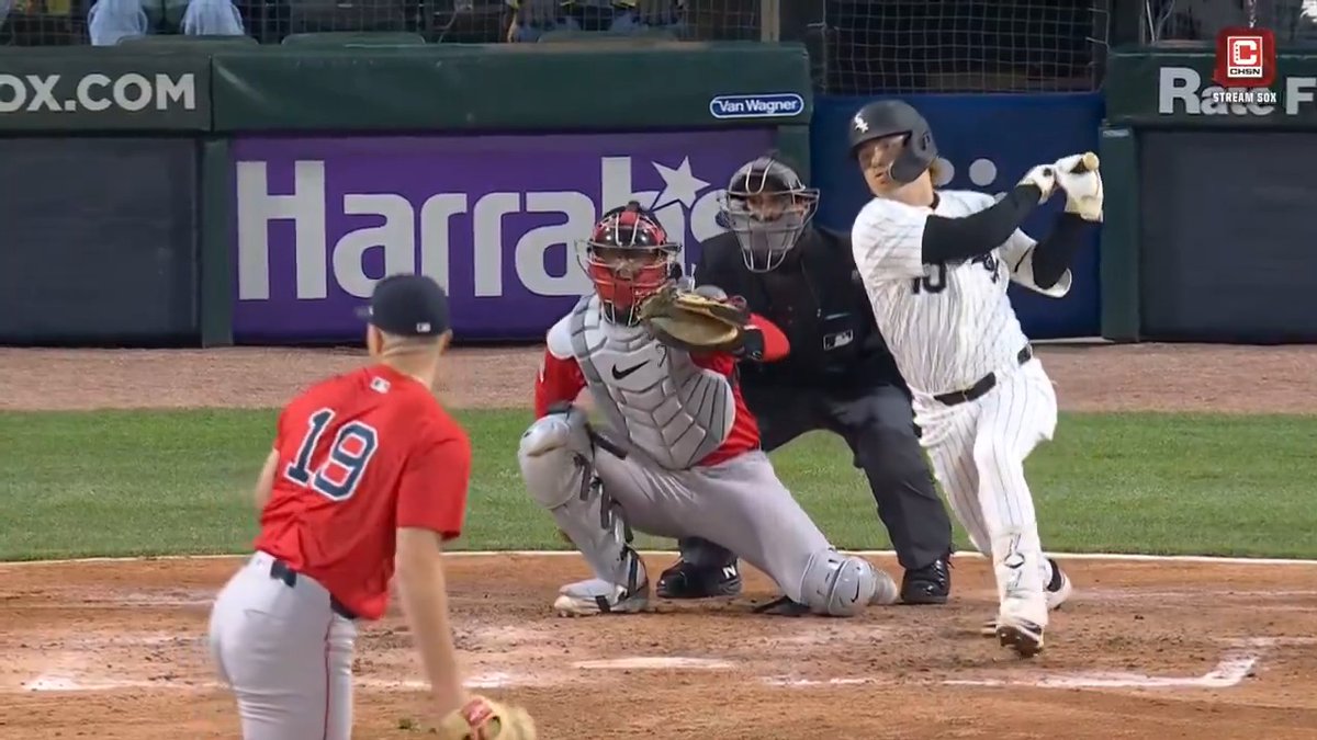 SAVE THAT BALL! Chase Meidroth gets his first big league hit! 👏