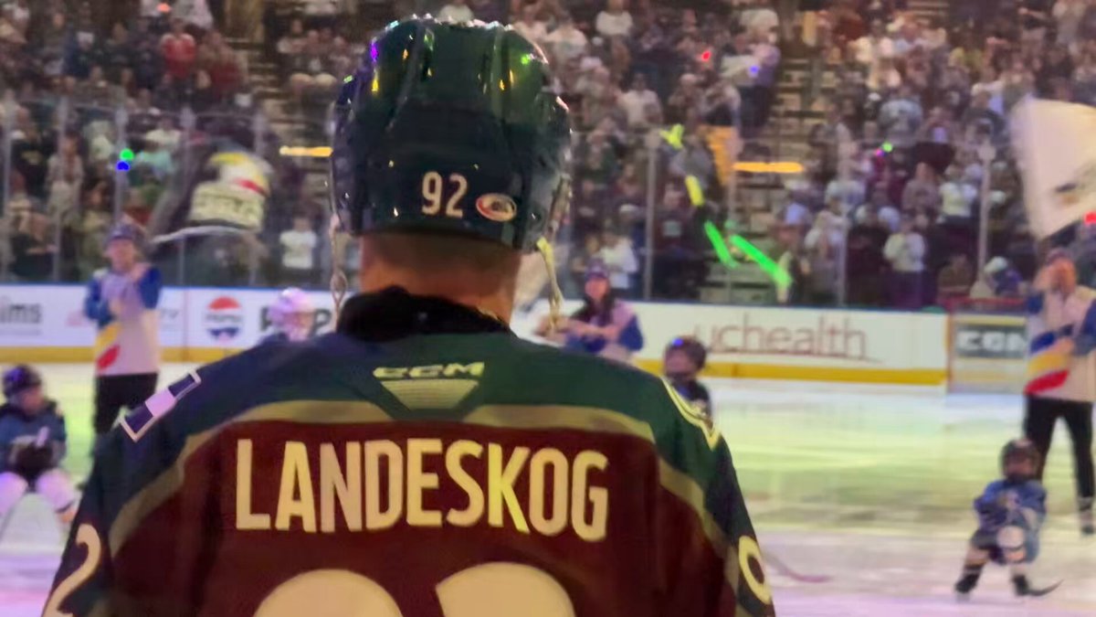 Starting at Left Wing, #92 Gabe Landeskog