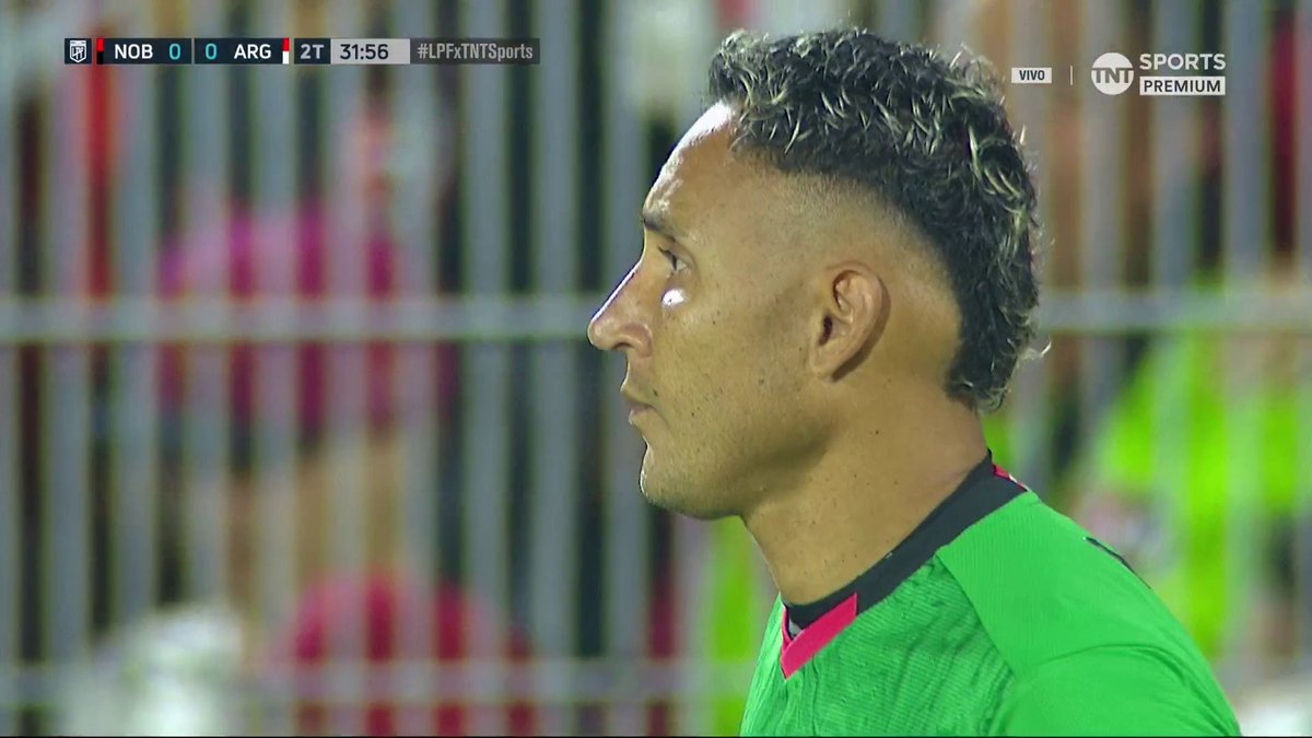 ESPECTACULAR KEYLOR NAVAS. 🤯🇨🇷