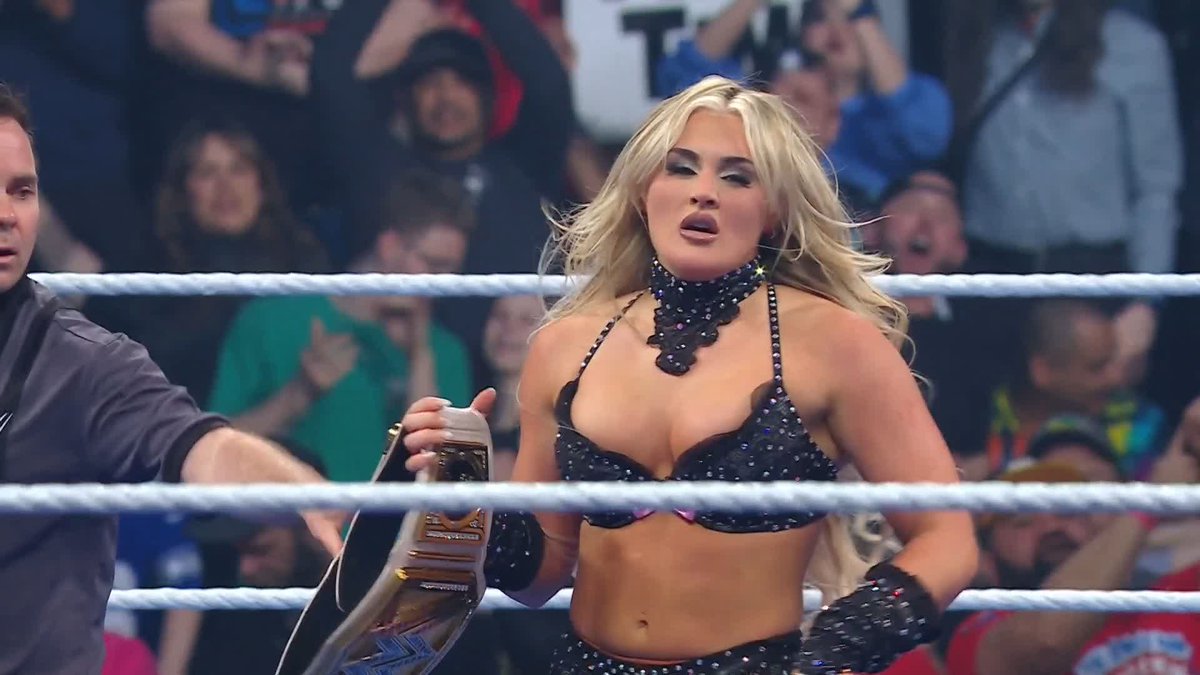 WAIT A MINUTE! Charlotte Flair just attacked Tiffany Stratton 😱 #SmackDown
