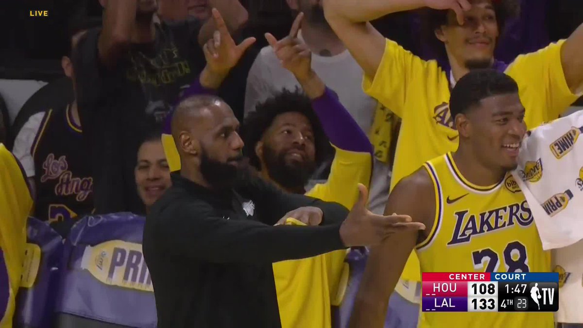 Bronny for THREE 🔥 And the celebration from LeBron 😆 #CenterCourt