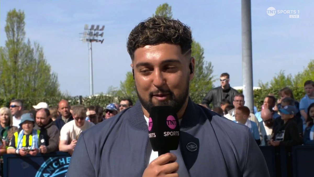 "I'm heartbroken." ๐ Man City presenter, FG, on Kevin de Bruyne's departure ๐ต ๐ Becky Ives | ๐บ TNT Sports & discovery+ UK