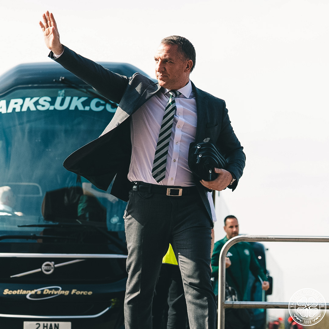The Bhoys are in the building 🎒 #CELKIL | #CelticFC🍀