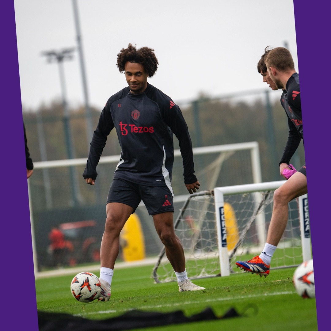 Precise with every movement and every kick 📐🛞 #MUFC || @ApolloTyres