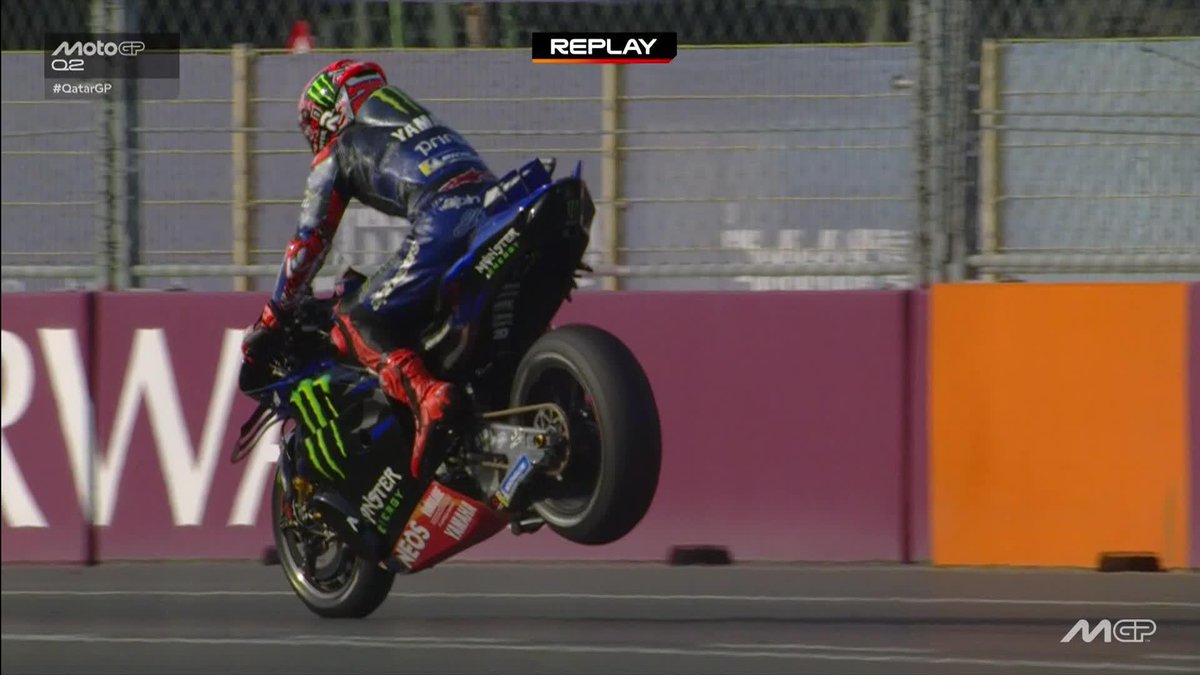 Celebrating his first front row since the 2022 #DutchGP with a stoppie! 🔥 #QatarGP 🇶🇦